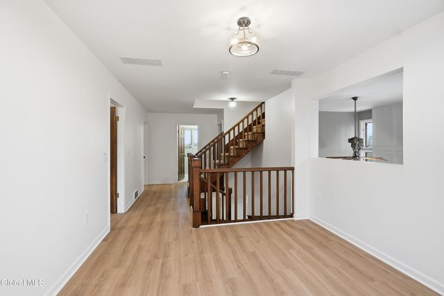 13 Ribbon Candy Lane, Schaghticoke, NY 12182