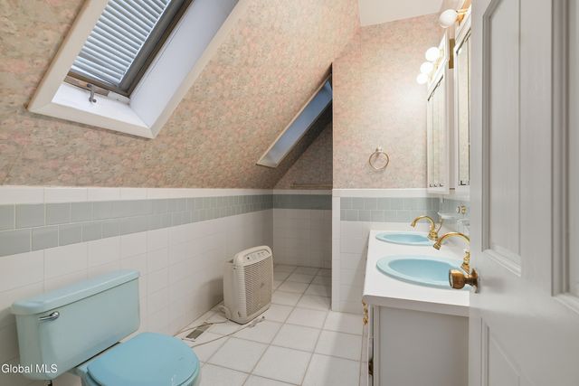 13 Ribbon Candy Lane, Schaghticoke, NY 12182