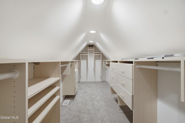 13 Ribbon Candy Lane, Schaghticoke, NY 12182