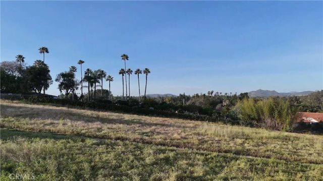 1940 Grey Rabbit Hollow, Fallbrook, CA 92028