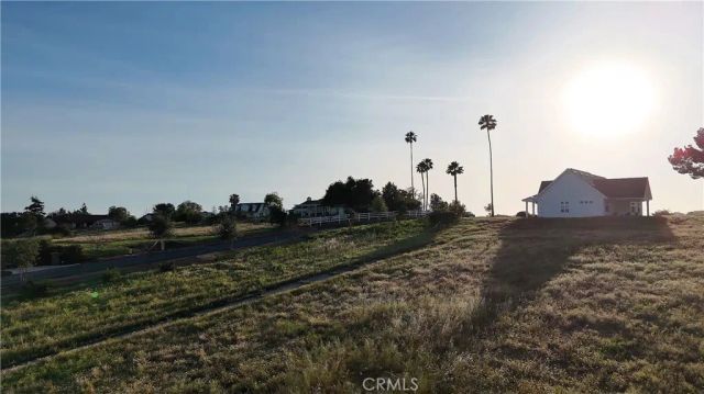 1940 Grey Rabbit Hollow, Fallbrook, CA 92028