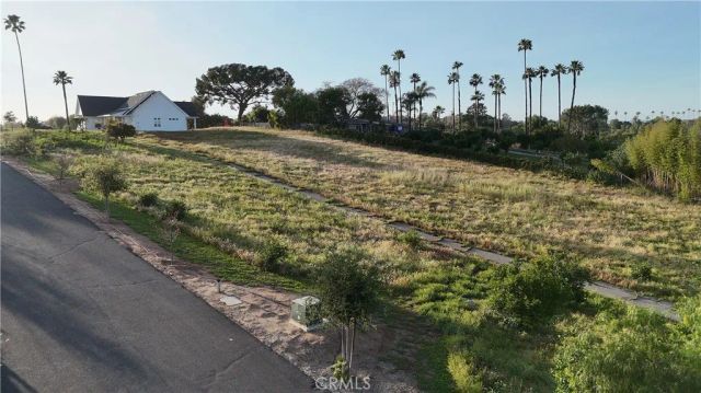1940 Grey Rabbit Hollow, Fallbrook, CA 92028