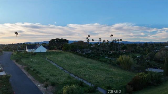 1940 Grey Rabbit Hollow, Fallbrook, CA 92028