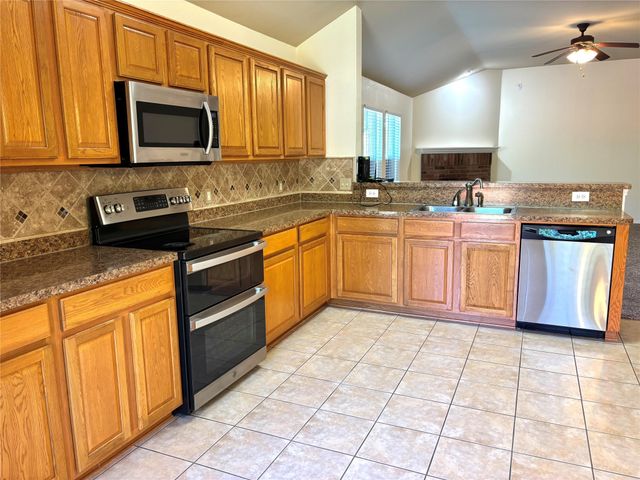 1801 Black Maple Drive, Anna, TX 75409