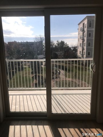 300 Harbour Close P, New Haven, CT 06519