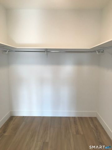 300 Harbour Close P, New Haven, CT 06519