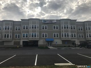 300 Harbour Close P, New Haven, CT 06519