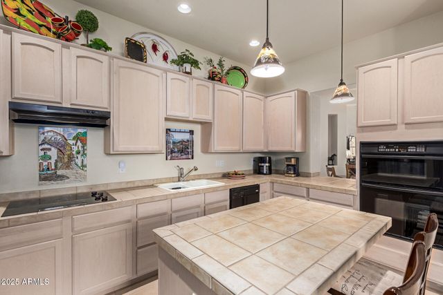 5370 S DESERT DAWN Drive 43, Gold Canyon, AZ 85118