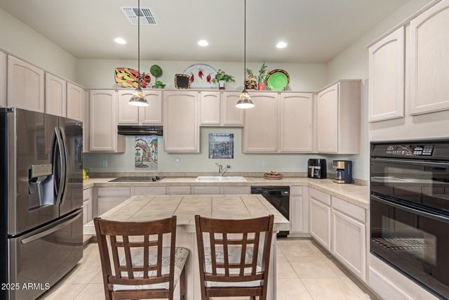 5370 S DESERT DAWN Drive 43, Gold Canyon, AZ 85118