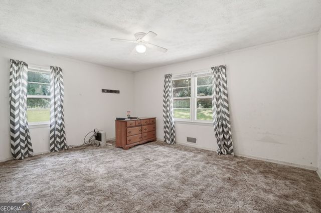 264 School Street, Gillsville, GA 30543