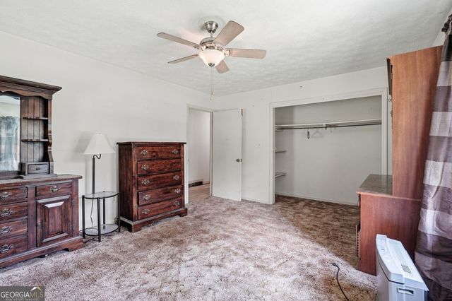 264 School Street, Gillsville, GA 30543
