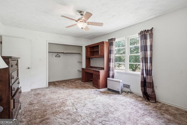 264 School Street, Gillsville, GA 30543