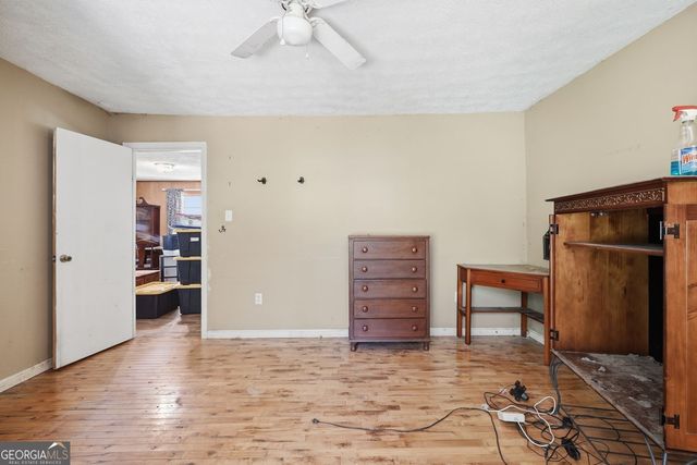 264 School Street, Gillsville, GA 30543