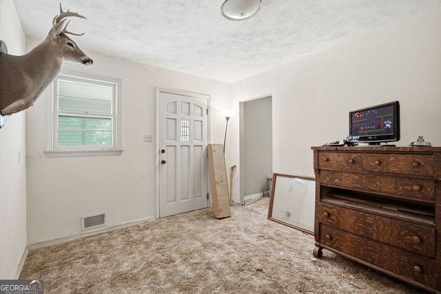 264 School Street, Gillsville, GA 30543