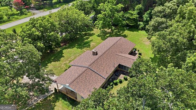 264 School Street, Gillsville, GA 30543