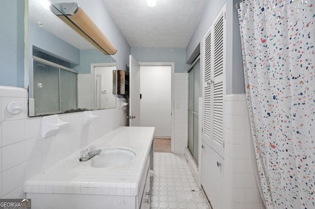 264 School Street, Gillsville, GA 30543