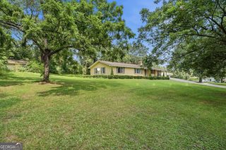 264 School Street, Gillsville, GA 30543