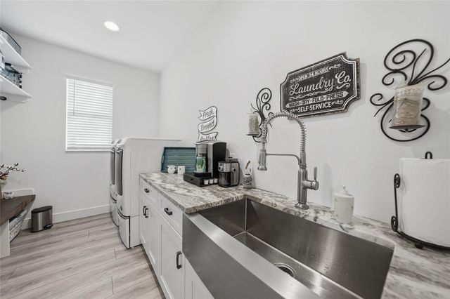 2750 W MARION AVENUE, Punta Gorda, FL 33950