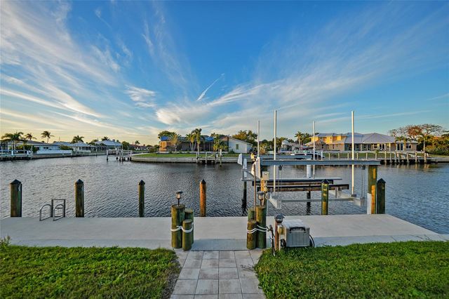 2750 W MARION AVENUE, Punta Gorda, FL 33950