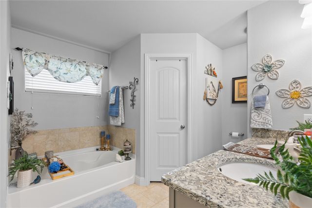 3016 Loy Lake Road, Denison, TX 75020