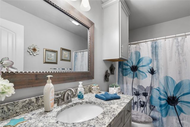 3016 Loy Lake Road, Denison, TX 75020