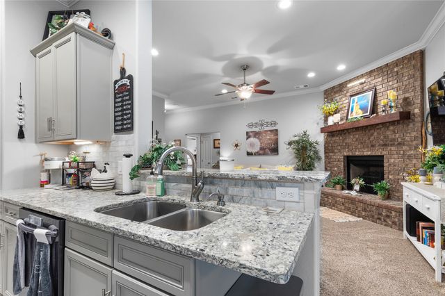 3016 Loy Lake Road, Denison, TX 75020