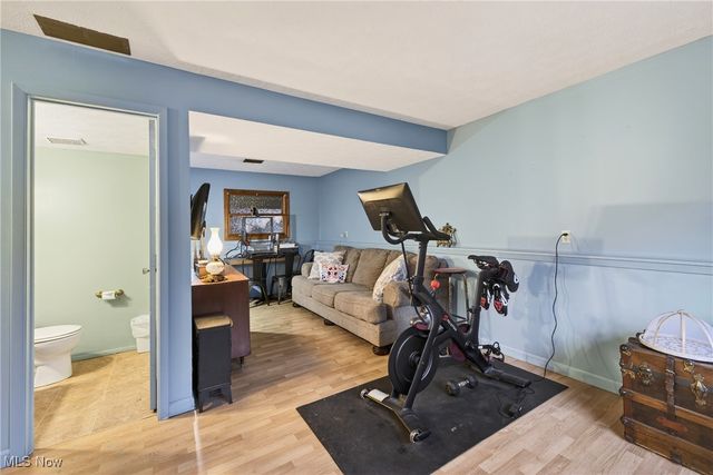 434 E Overlook Drive, Eastlake, OH 44095