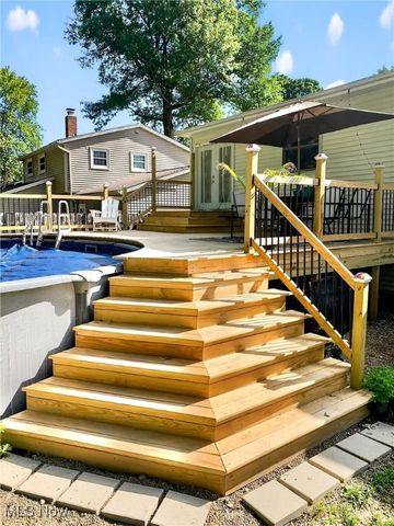 434 E Overlook Drive, Eastlake, OH 44095