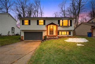 434 E Overlook Drive, Eastlake, OH 44095