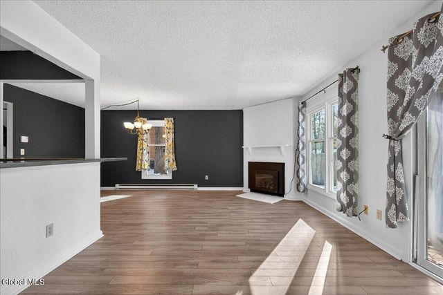 36 Tekakwitha Court, Clifton Park, NY 12065