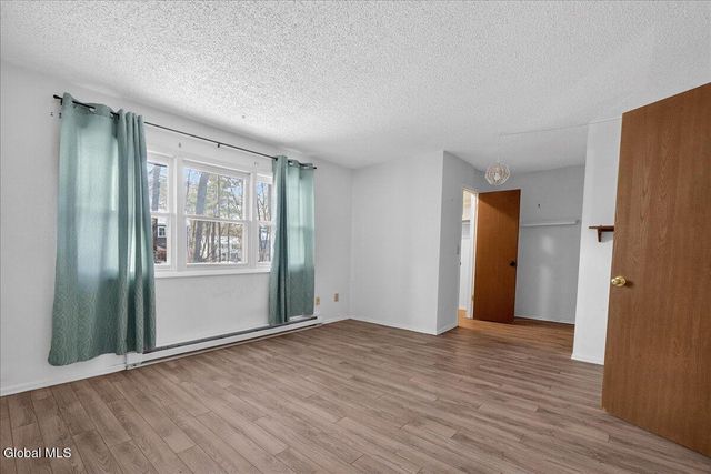 36 Tekakwitha Court, Clifton Park, NY 12065