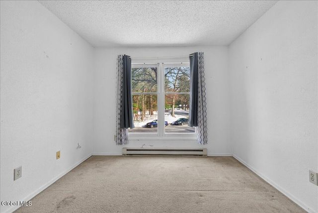 36 Tekakwitha Court, Clifton Park, NY 12065