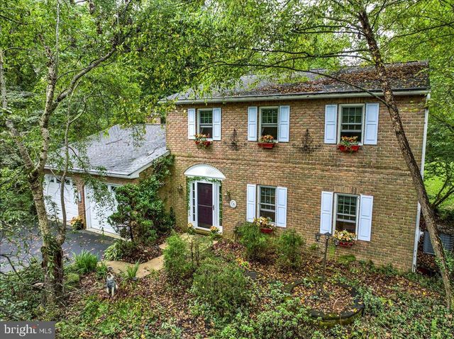 62 CAITLIN DR, Birdsboro, PA 19508