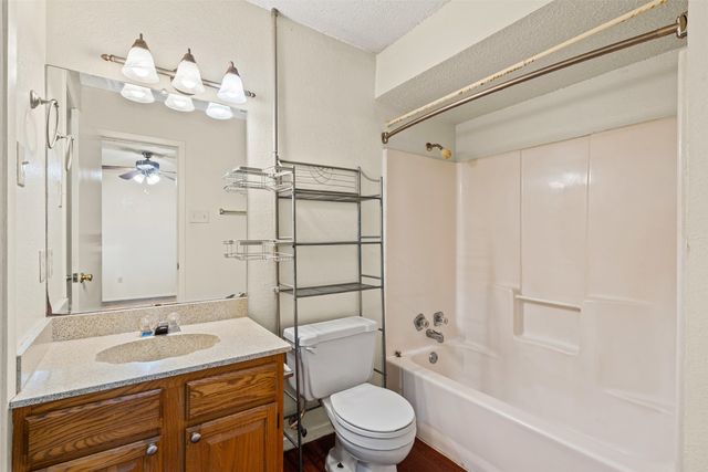 2721 La Jolla Court, Glenn Heights, TX 75154