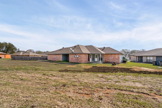 2721 La Jolla Court, Glenn Heights, TX 75154