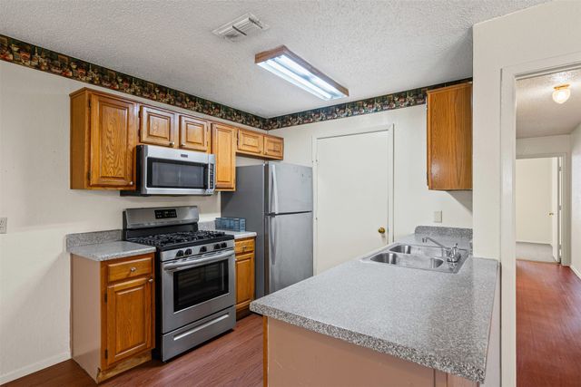 2721 La Jolla Court, Glenn Heights, TX 75154