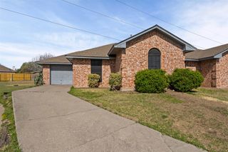 2721 La Jolla Court, Glenn Heights, TX 75154