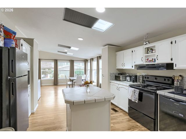 10400 Se COOK Ct 131, Milwaukie, OR 97222