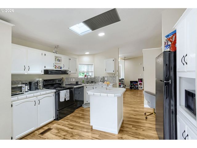 10400 Se COOK Ct 131, Milwaukie, OR 97222