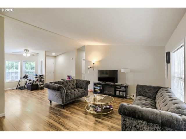 10400 Se COOK Ct 131, Milwaukie, OR 97222