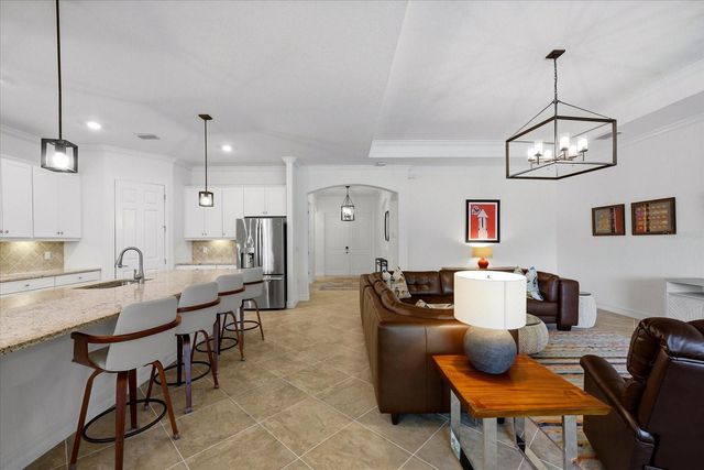 12021 PERENNIAL PLACE, Lakewood Ranch, FL 34211