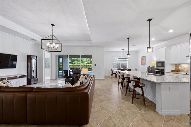 12021 PERENNIAL PLACE, Lakewood Ranch, FL 34211