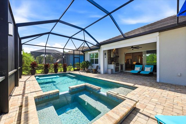 12021 PERENNIAL PLACE, Lakewood Ranch, FL 34211