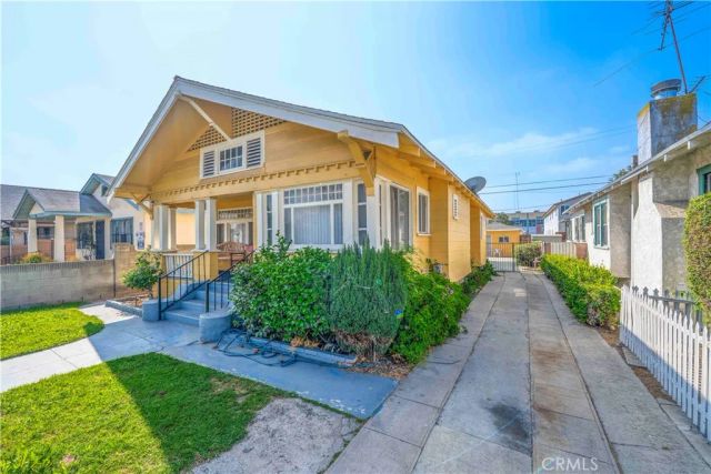 134 E 56th, Los Angeles, CA 90011