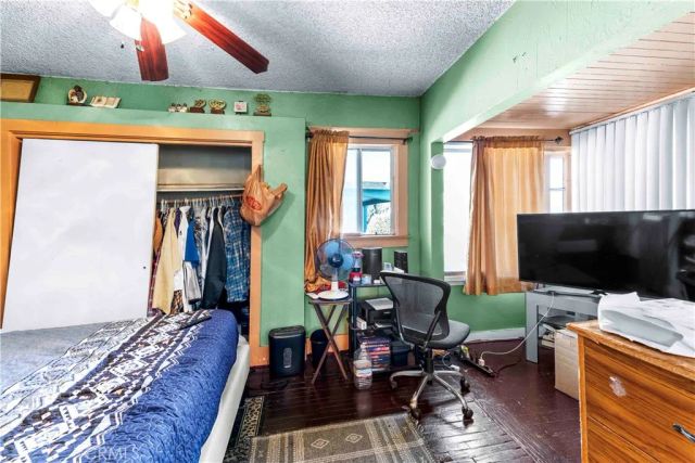 134 E 56th, Los Angeles, CA 90011