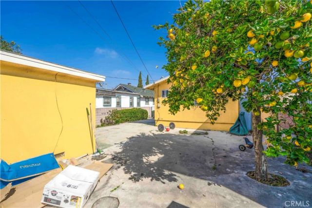 134 E 56th, Los Angeles, CA 90011