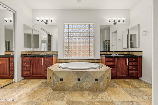1350 E IBIS Street, Gilbert, AZ 85297