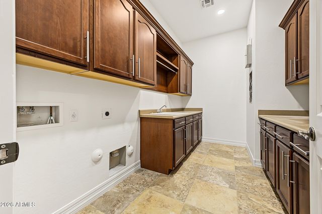 1350 E IBIS Street, Gilbert, AZ 85297