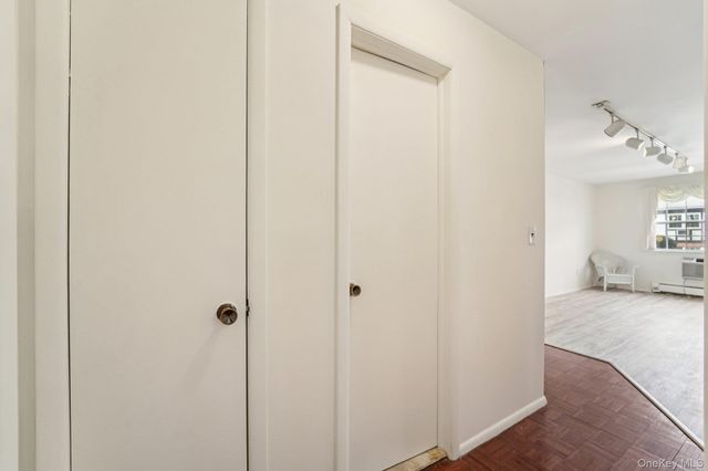 101 Parkside, Suffern, NY 10901