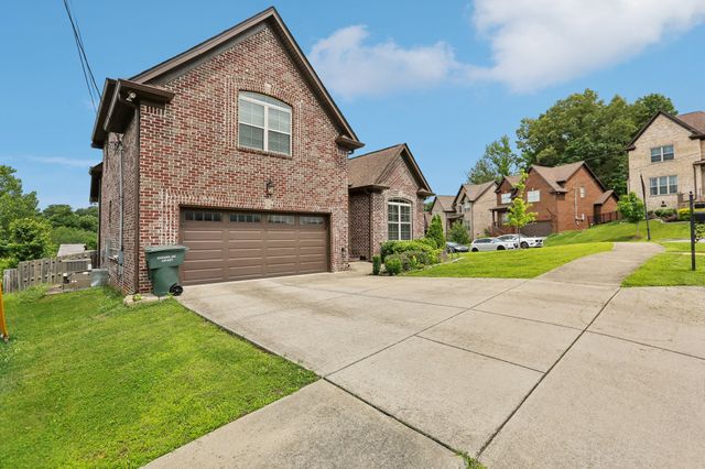 300 Dutchfalls Cv, Hermitage, TN 37076